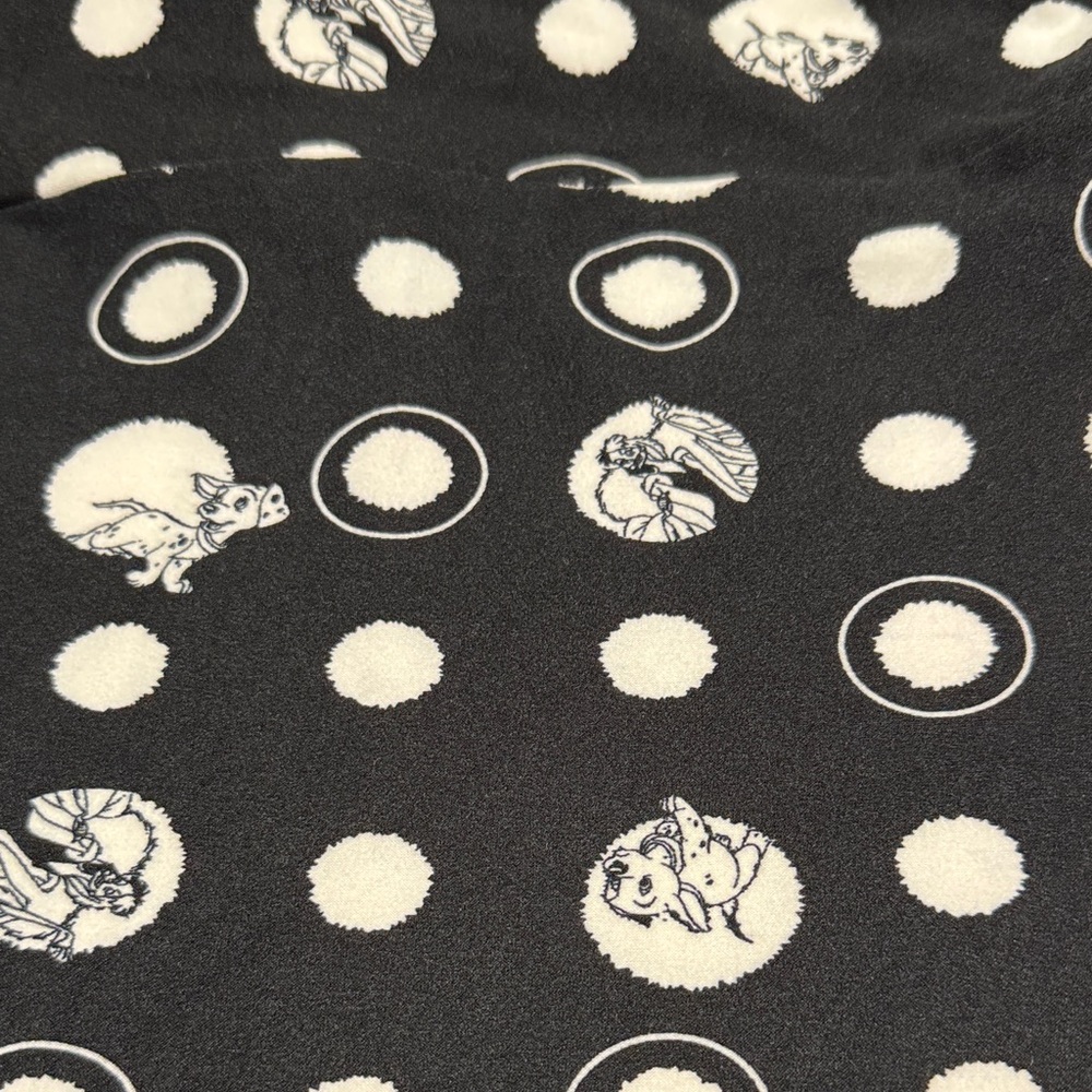 101 Dalmations - LuLaRoe Disney TC Leggings Black White Rare Collector Print - Picture 2 of 9